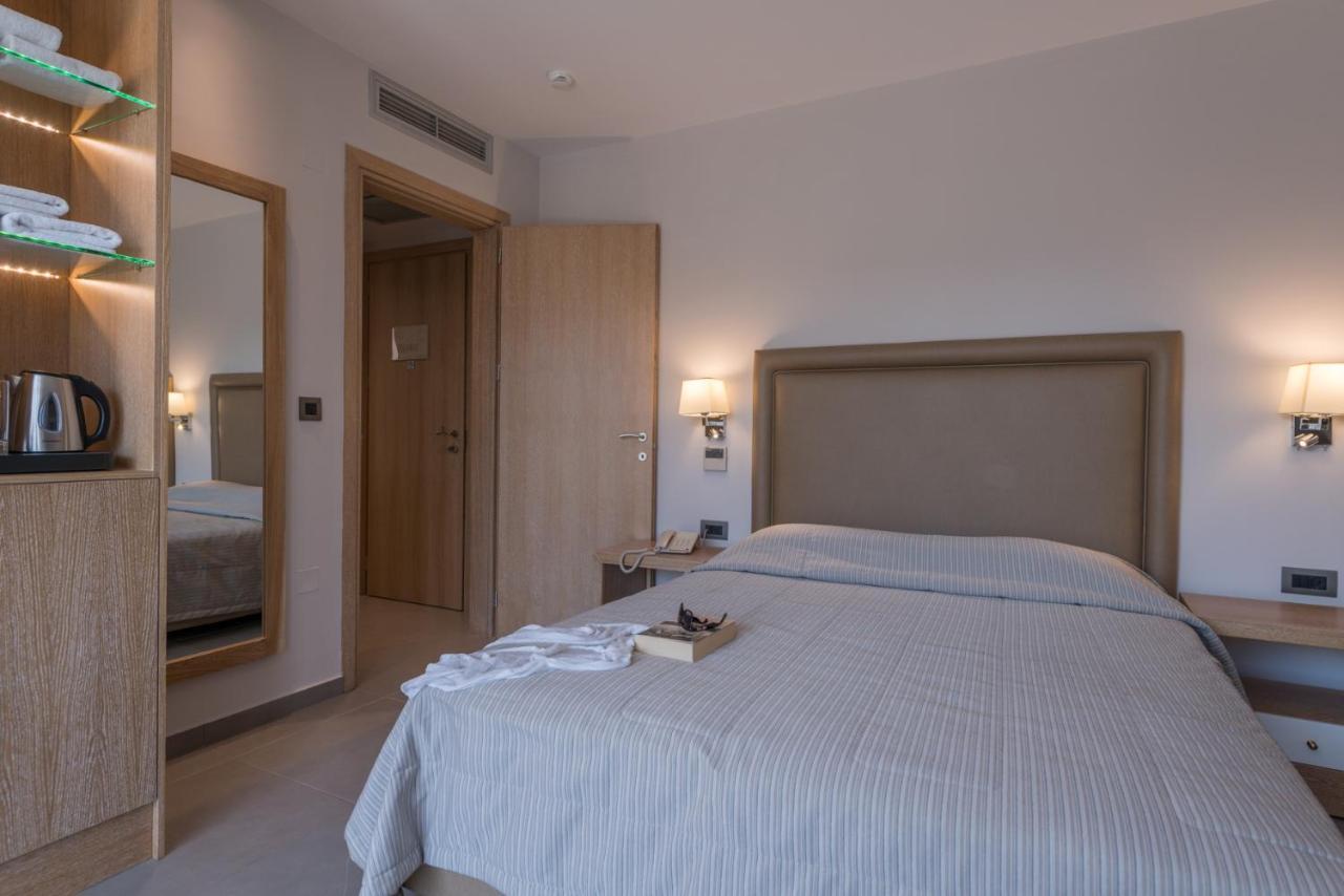 Cactus Beach Hotel Stalida Exterior photo